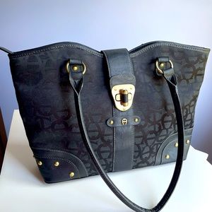 An Etienne Aignier logo handbag!